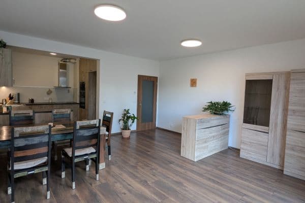 Prenájom bytu 2-izbový 65 m², U Archivu, Beroun Prenájom bytu 2-izbový 65 m², U Archivu, Beroun