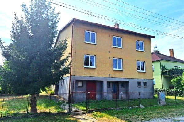 Prenájom bytu 3-izbový 78 m², Pluhův Žďár Prenájom bytu 3-izbový 78 m², Pluhův Žďár