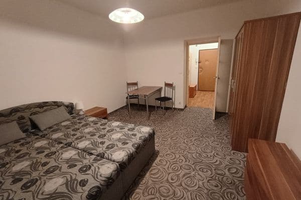 Prenájom bytu Garsoniéra 27 m², Hvězdova, Hlavní město Praha Prenájom bytu Garsoniéra 27 m², Hvězdova, Hlavní město Praha
