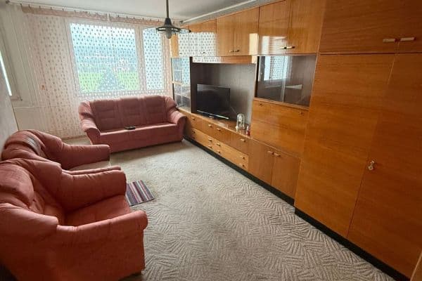 Predaj bytu 3-izbový 69 m², Nad Stadionem, Králův Dvůr, Středočeský kraj Predaj bytu 3-izbový 69 m², Nad Stadionem, Králův Dvůr, Středočeský kraj