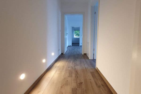 Predaj bytu 2-izbový 50 m², Frankfurt Predaj bytu 2-izbový 50 m², Frankfurt
