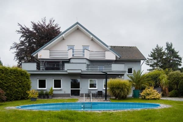 Predaj domu 550 m², pozemek 2.805 m², 44434, Domašov u Šternberka Predaj domu 550 m², pozemek 2.805 m², 44434, Domašov u Šternberka