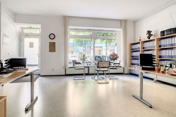 Predaj bytu 3-izbový 71 m², Rigaer Str. 12, Berlin, Berlín Predaj bytu 3-izbový 71 m², Rigaer Str. 12, Berlin, Berlín