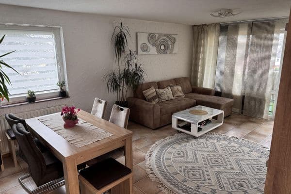 Predaj bytu 3-izbový 80 m², Oberboihingen Predaj bytu 3-izbový 80 m², Oberboihingen