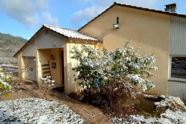 Predaj domu 253 m², pozemek 6.000 m², Ziegelhüttenstr 130, Bad Wildbad Predaj domu 253 m², pozemek 6.000 m², Ziegelhüttenstr 130, Bad Wildbad