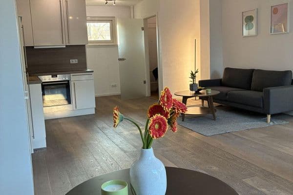 Prenájom bytu 1-izbový 45 m², Hauptstraße 93, Berlin, Berlín Prenájom bytu 1-izbový 45 m², Hauptstraße 93, Berlin, Berlín