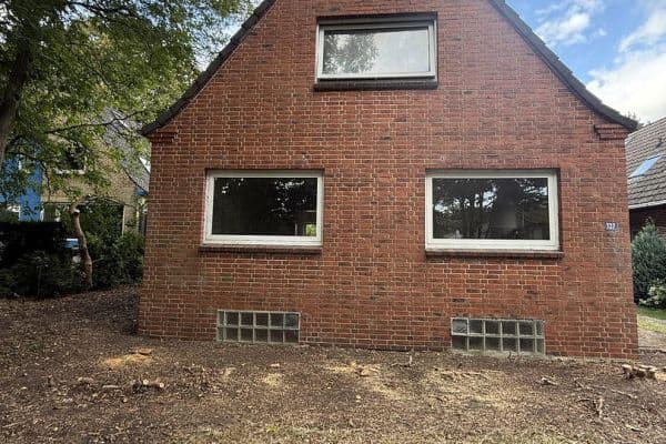 Predaj domu 90 m², pozemek 711 m², Am Ochsenzoll 137, Norderstedt, Šlezvicko-Holštajnsko Predaj domu 90 m², pozemek 711 m², Am Ochsenzoll 137, Norderstedt, Šlezvicko-Holštajnsko