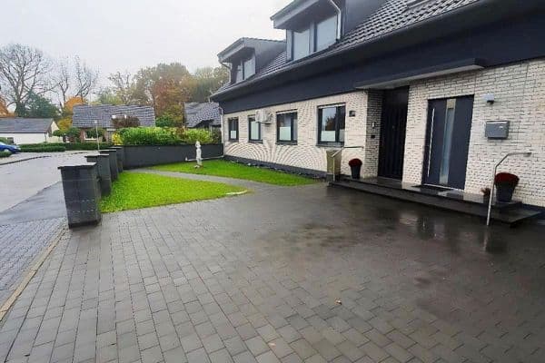 Predaj domu 324 m², pozemek 692 m², Gladbeck Predaj domu 324 m², pozemek 692 m², Gladbeck