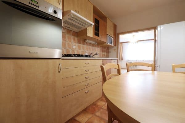 Prenájom bytu 3-izbový 65 m², Jažlovická, Prenájom bytu 3-izbový 65 m², Jažlovická,