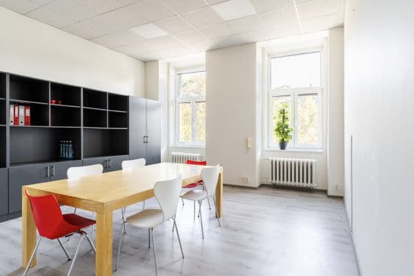 Prenájom kancelárie 30 m², Dvořákova, Brno Prenájom kancelárie 30 m², Dvořákova, Brno