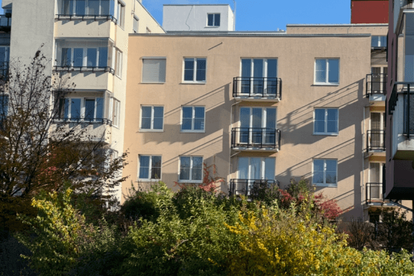 Prenájom garáže 10 m², Tavolníková, Praha Prenájom garáže 10 m², Tavolníková, Praha