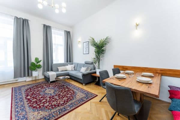 Prenájom bytu 70 m², Vinohradská, Praha Prenájom bytu 70 m², Vinohradská, Praha