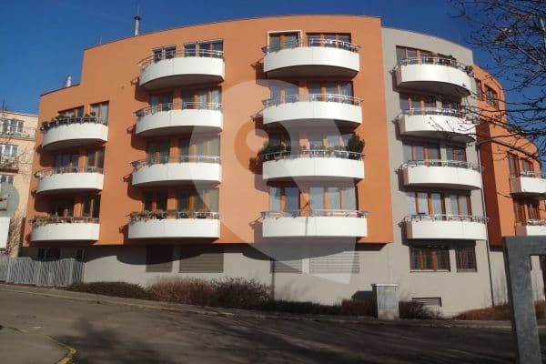 Prenájom bytu 1-izbový 42 m², Družstevní ochoz, Hlavní město Praha Prenájom bytu 1-izbový 42 m², Družstevní ochoz, Hlavní město Praha