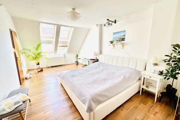 Predaj bytu 3-izbový 136 m², Andrštova, Praha Predaj bytu 3-izbový 136 m², Andrštova, Praha