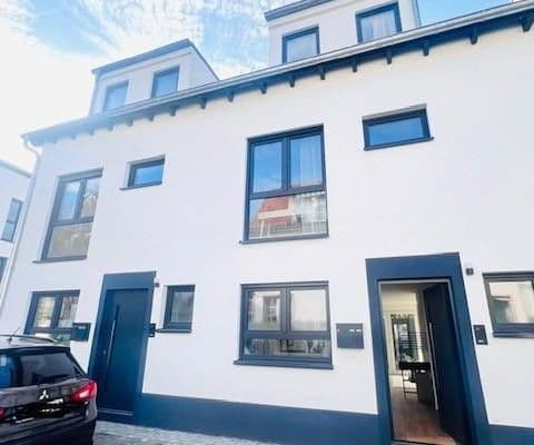 Predaj domu 110 m², pozemek 57 m², Neideckerstraße 4, Mainz Predaj domu 110 m², pozemek 57 m², Neideckerstraße 4, Mainz