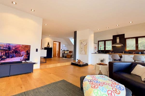 Predaj domu 232 m², pozemek 642 m², Am Wingert, Rockenberg Predaj domu 232 m², pozemek 642 m², Am Wingert, Rockenberg