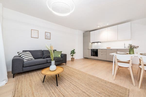 Predaj bytu 3-izbový 68 m², Tusarova, Hlavní město Praha Predaj bytu 3-izbový 68 m², Tusarova, Hlavní město Praha