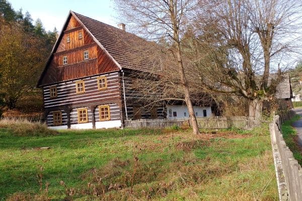 Predaj rekreačného objektu 150 m², pozemok 1.600 m², Dubá Predaj rekreačného objektu 150 m², pozemok 1.600 m², Dubá