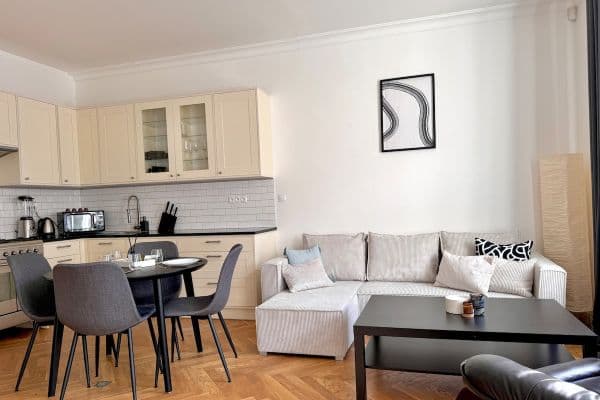 Prenájom bytu 80 m², Kroftova, Praha Prenájom bytu 80 m², Kroftova, Praha