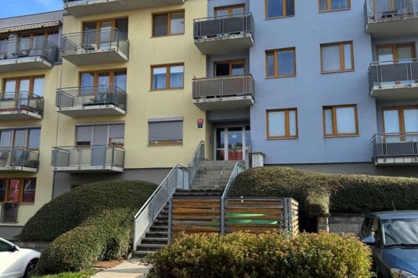 Predaj bytu 1-izbový 40 m², Přeučilova, Praha Predaj bytu 1-izbový 40 m², Přeučilova, Praha