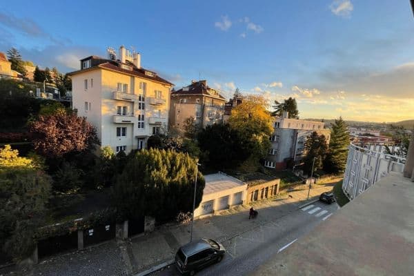 Predaj bytu 2-izbový 53 m², Levá, Praha Predaj bytu 2-izbový 53 m², Levá, Praha