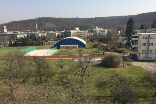 Prenájom bytu 2-izbový 47 m², Kukučínova, Praha Prenájom bytu 2-izbový 47 m², Kukučínova, Praha