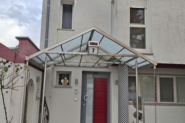 Predaj domu 150 m², pozemek 385 m², Paracelsusstr. 7, Ludwigshafen am Rhein Predaj domu 150 m², pozemek 385 m², Paracelsusstr. 7, Ludwigshafen am Rhein