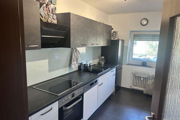 Prenájom bytu 3-izbový 75 m², Bitterstraße 81, Köln, Severné Porýnie - Westfálsko Prenájom bytu 3-izbový 75 m², Bitterstraße 81, Köln, Severné Porýnie - Westfálsko