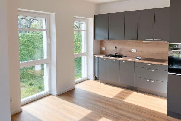 Prenájom bytu 4-izbový 96 m², Carl-Adam-Petri-Straße, Potsdam Prenájom bytu 4-izbový 96 m², Carl-Adam-Petri-Straße, Potsdam