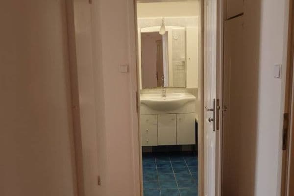 Prenájom bytu 4-izbový 95 m², Marie Cibulkové, Praha, Praha Prenájom bytu 4-izbový 95 m², Marie Cibulkové, Praha, Praha