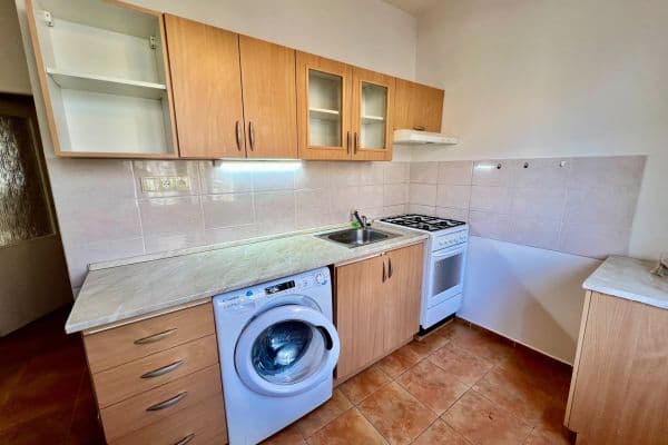 Prenájom bytu 2-izbový 52 m², Kratochvílova, Praha Prenájom bytu 2-izbový 52 m², Kratochvílova, Praha