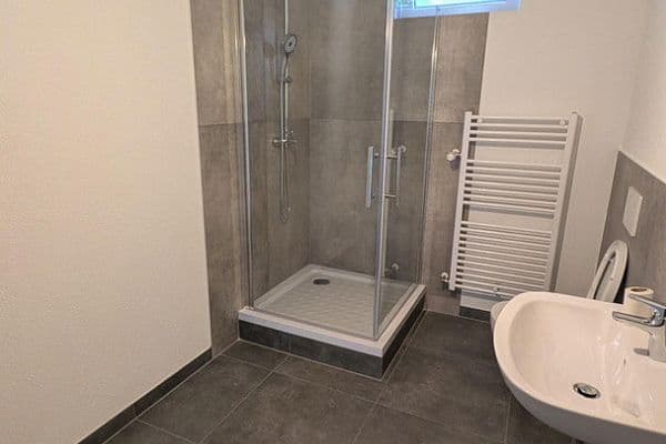 Prenájom bytu 2-izbový 62 m², Künzelsau, Bádensko-Wurttembersko Prenájom bytu 2-izbový 62 m², Künzelsau, Bádensko-Wurttembersko