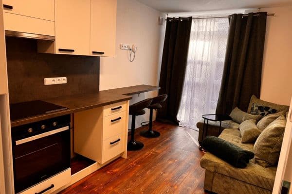 Prenájom bytu 2-izbový 25 m², V Zahrádkách, Ústí nad Labem, Ústecký kraj Prenájom bytu 2-izbový 25 m², V Zahrádkách, Ústí nad Labem, Ústecký kraj