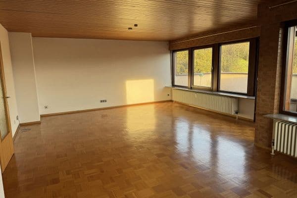 Predaj bytu 3-izbový 119 m², Ostfildern Predaj bytu 3-izbový 119 m², Ostfildern
