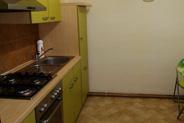 Prenájom bytu 2-izbový 33 m², Pavlíkova, Ořechov Prenájom bytu 2-izbový 33 m², Pavlíkova, Ořechov