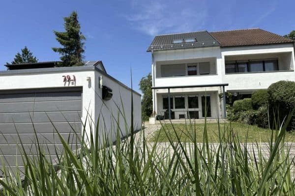 Predaj domu 149 m², pozemek 383 m², Armsündersteige 79/1, Heilbronn Predaj domu 149 m², pozemek 383 m², Armsündersteige 79/1, Heilbronn