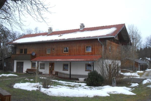 Prenájom bytu 4-izbový 98 m², Kirchanschöring Prenájom bytu 4-izbový 98 m², Kirchanschöring