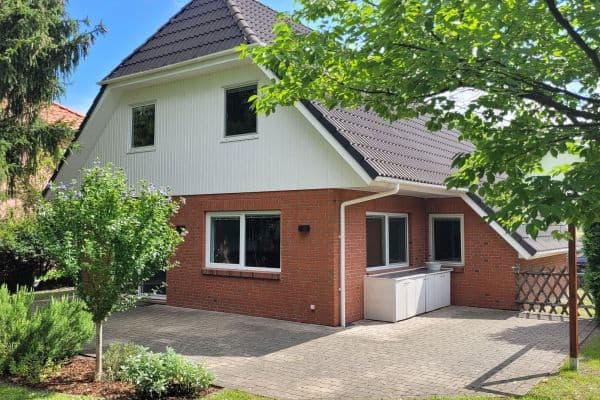 Predaj domu 122 m², pozemek 810 m², Zetkinweg, 12, Brieselang Predaj domu 122 m², pozemek 810 m², Zetkinweg, 12, Brieselang