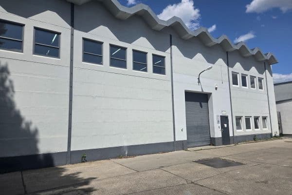 Prenájom nebytového priestoru 1.040 m², Zur Alten Börse 79 c, Berlin, Berlín Prenájom nebytového priestoru 1.040 m², Zur Alten Börse 79 c, Berlin, Berlín