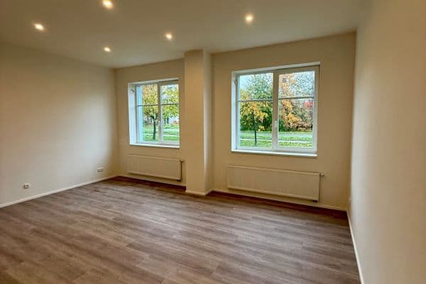 Predaj bytu 2-izbový 65 m², Topolová, Milovice Predaj bytu 2-izbový 65 m², Topolová, Milovice