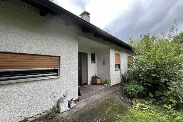 Predaj domu 227 m², pozemek 886 m², Heroldsberg Predaj domu 227 m², pozemek 886 m², Heroldsberg