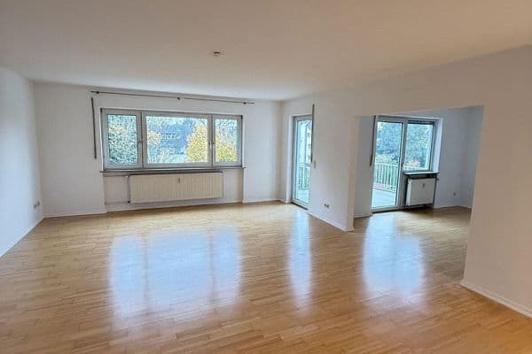 Predaj bytu 4-izbový 105 m², Frankfurt am Main, Hesensko Predaj bytu 4-izbový 105 m², Frankfurt am Main, Hesensko