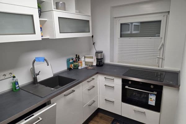 Prenájom bytu 2-izbový 45 m², Sauerbreystr., Solingen Prenájom bytu 2-izbový 45 m², Sauerbreystr., Solingen