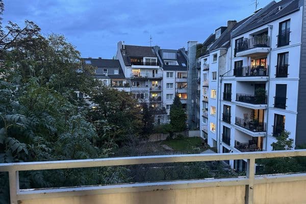 Prenájom bytu 1-izbový 42 m², Taubenstr.18, Düsseldorf Prenájom bytu 1-izbový 42 m², Taubenstr.18, Düsseldorf