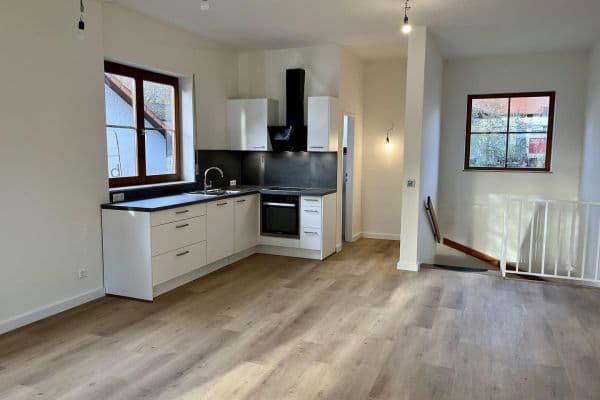 Prenájom bytu 2-izbový 82 m², Atostr. 14, Bermatingen Prenájom bytu 2-izbový 82 m², Atostr. 14, Bermatingen