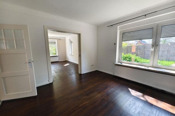 Prenájom domu 120 m², pozemek 1 m², Bordesholm Prenájom domu 120 m², pozemek 1 m², Bordesholm