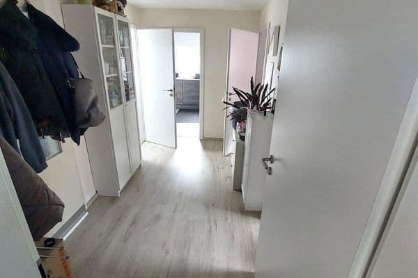 Prenájom bytu 3-izbový 52 m², Düstergasse, Remscheid Prenájom bytu 3-izbový 52 m², Düstergasse, Remscheid