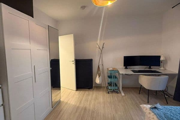 Prenájom bytu 1-izbový 32 m², Kronberger Straße 7, Frankfurt am Main Prenájom bytu 1-izbový 32 m², Kronberger Straße 7, Frankfurt am Main