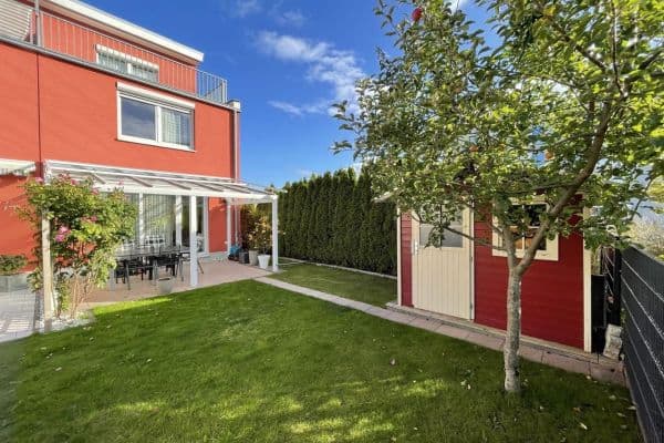 Prenájom domu 142 m², pozemek 190 m², Berlin, Berlín Prenájom domu 142 m², pozemek 190 m², Berlin, Berlín