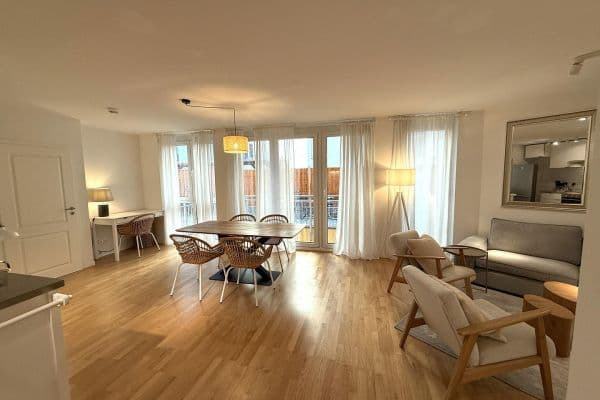 Prenájom bytu 3-izbový 92 m², Schwedterstr. 0, Berlin, Berlín Prenájom bytu 3-izbový 92 m², Schwedterstr. 0, Berlin, Berlín